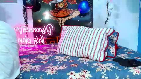 Snapshot of elias_salvatore_ chatting on 02/17/26, 09:32 elias_salvatore_ online show from 02/17/26, 09:32