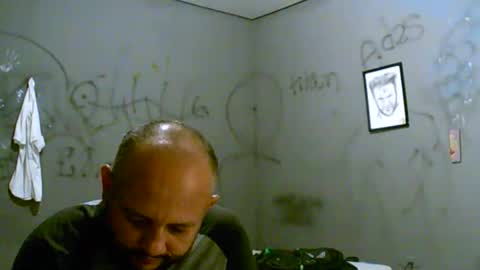 Snapshot of eliasseth chatting on 04/05/26, 07:16 eliasseth online show from 04/05/26, 07:16