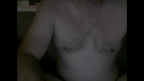 Snapshot of eliassxxx chatting on 10/12/25, 11:37 eliassxxx online show from 10/12/25, 11:37