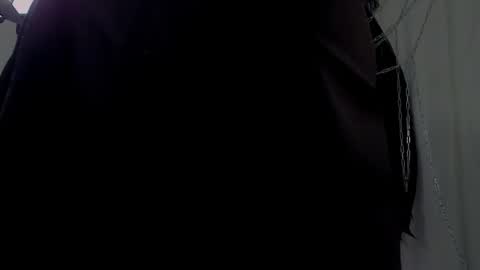 Ellie online show from 11/07/25, 05:40