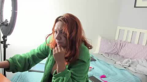 Snapshot of elif__girasol chatting on 01/25/25, 10:19 elifgirasol online show from 01/25/25, 10:19