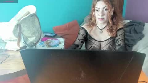 Snapshot of elif__girasol chatting on 02/10/25, 05:52 elifgirasol online show from 02/10/25, 05:52