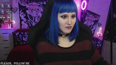 Snapshot of elika_kay chatting on 01/10/25, 10:36 MORE ME online show from 01/10/25, 10:36