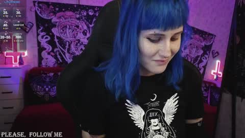 Snapshot of elika_kay chatting on 01/12/25, 11:04 MORE ME online show from 01/12/25, 11:04