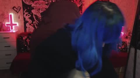 Snapshot of elika_kay chatting on 01/24/25, 10:19 MORE ME online show from 01/24/25, 10:19