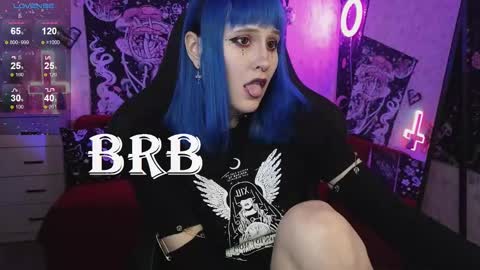 Snapshot of elika_kay chatting on 02/01/25, 10:13 MORE ME online show from 02/01/25, 10:13