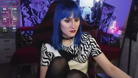Snapshot of elika_kay chatting on 02/11/25, 09:25 MORE ME online show from 02/11/25, 09:25