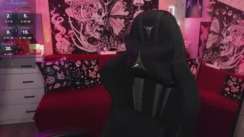 Snapshot of elika_kay chatting on 11/09/25, 09:57 MORE ME online show from 11/09/25, 09:57