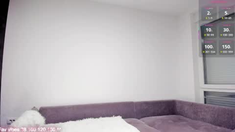 Snapshot of elimeowy chatting on 04/28/26, 09:31 Hey Im Elizzi. Lets have fun and enjoy together online show from 04/28/26, 09:31