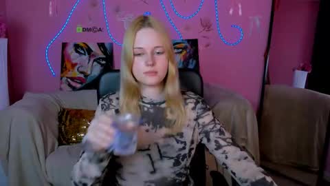 Snapshot of elin_bliss chatting on 05/11/26, 02:45 Elin online show from 05/11/26, 02:45
