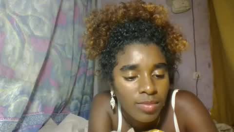 elina981 online show from 04/30/26, 08:57