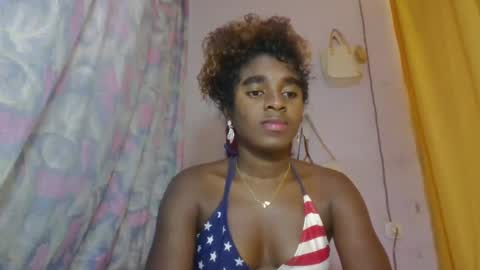 Snapshot of elina981 chatting on 05/04/26, 12:12 elina981 online show from 05/04/26, 12:12