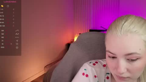 Elina online show from 05/06/26, 05:25