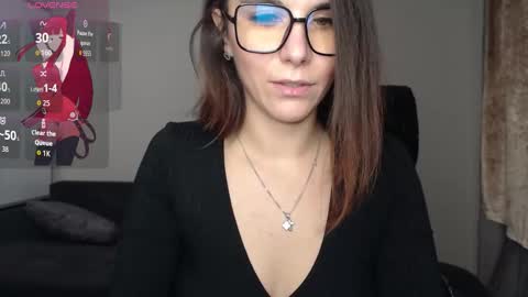 Snapshot of elina_posh chatting on 01/08/26, 04:42 Liza online show from 01/08/26, 04:42