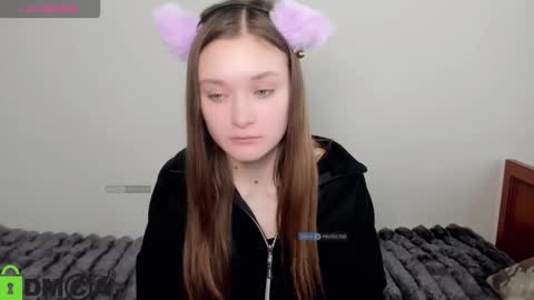 elina_x online show from 03/18/26, 01:25