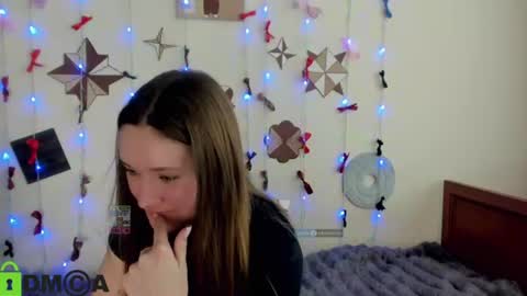 elina_x online show from 06/19/26, 01:04
