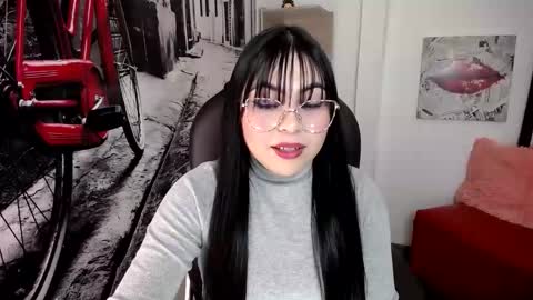 Snapshot of elinaax chatting on 01/14/26, 09:42 Elina online show from 01/14/26, 09:42