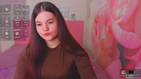 ElinaMils online show from 05/11/26, 11:49