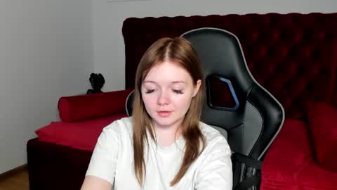 elinavale online show from 06/10/26, 05:34