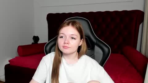 elinavale online show from 06/11/26, 12:32