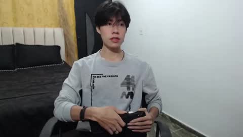 Snapshot of elio_collem chatting on 12/10/24, 08:30 ELIO online show from 12/10/24, 08:30