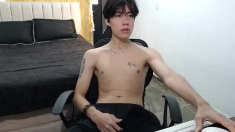 Snapshot of elio_collem chatting on 02/18/25, 09:21 ELIO online show from 02/18/25, 09:21