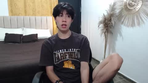 Snapshot of elio_collem chatting on 11/09/25, 08:23 ELIO online show from 11/09/25, 08:23