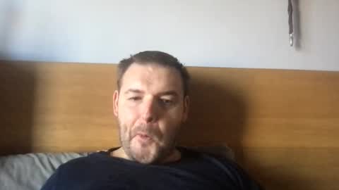 Snapshot of eliot26 chatting on 09/21/25, 09:44 e26 online show from 09/21/25, 09:44