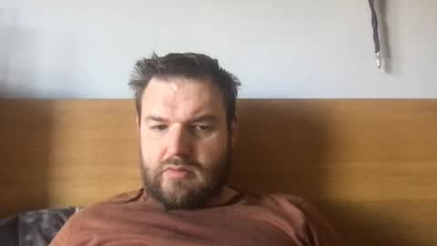 Snapshot of eliot26 chatting on 03/25/26, 11:05 e26 online show from 03/25/26, 11:05