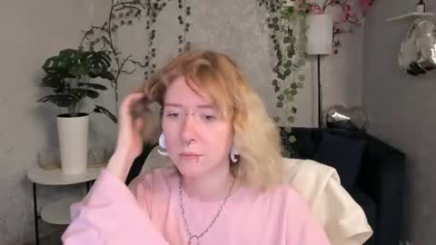 Elira Vane online show from 06/22/26, 03:25