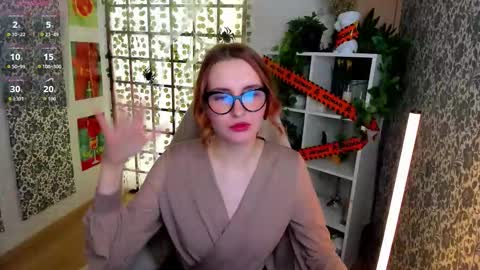 Elis  online show from 11/17/25, 02:28