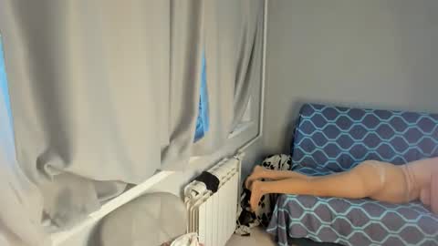 Elis online show from 09/26/25, 01:31