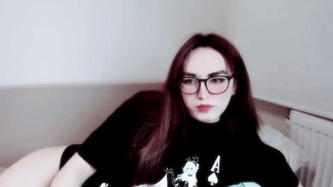 Snapshot of elisa_2001 chatting on 11/27/25, 09:00 Liza online show from 11/27/25, 09:00