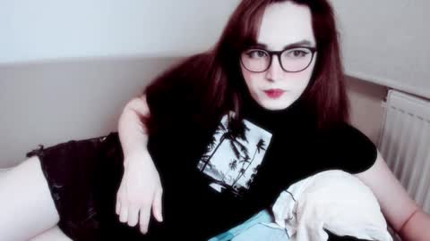 Snapshot of elisa_2001 chatting on 12/01/25, 10:09 Liza online show from 12/01/25, 10:09