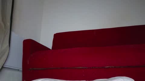 Snapshot of elisa_bright chatting on 02/07/26, 05:49 Tati online show from 02/07/26, 05:49