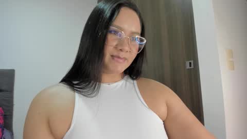      online show from 11/11/25, 12:43