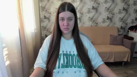 Aletta Oushen online show from 10/15/25, 10:48