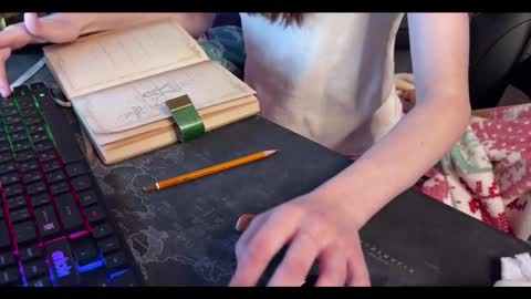 Snapshot of elisa_north chatting on 01/27/25, 06:09 Elisa North online show from 01/27/25, 06:09