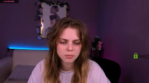 Snapshot of elisa_rise chatting on 03/14/26, 11:59 elisa_rise online show from 03/14/26, 11:59