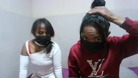 elisabet88 online show from 10/05/25, 05:22