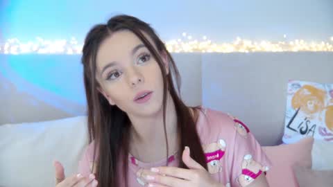 ElisabethDavis online show from 01/21/25, 03:43