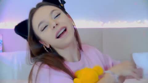 ElisabethDavis online show from 03/06/25, 09:09