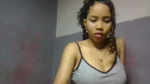 Snapshot of elisabethee chatting on 04/27/26, 09:57 elisabethee online show from 04/27/26, 09:57