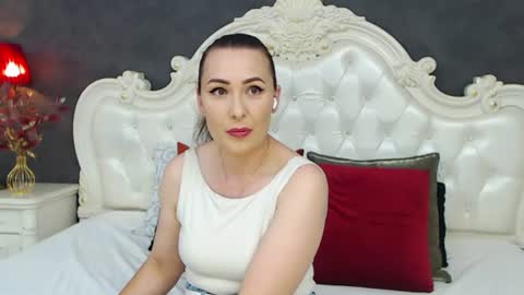 Krissy online show from 06/15/26, 11:45