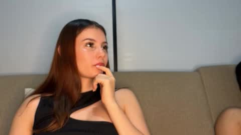 Elisabet william online show from 10/23/25, 04:01