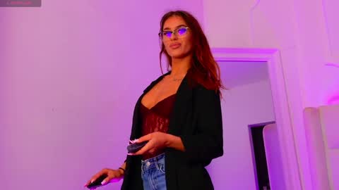 Snapshot of elisacharm chatting on 05/20/26, 03:13 ElisaCharm online show from 05/20/26, 03:13
