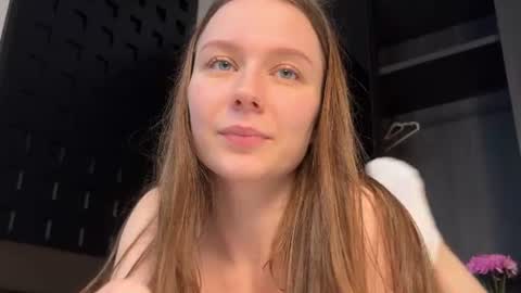 elisadikotti online show from 06/30/26, 12:22