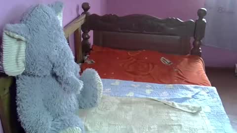 Snapshot of elisah01 chatting on 03/12/26, 07:03 elisah01 online show from 03/12/26, 07:03