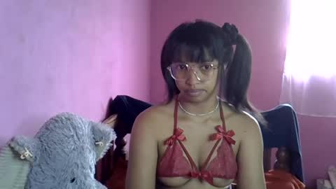 elisah01 online show from 06/12/26, 05:28