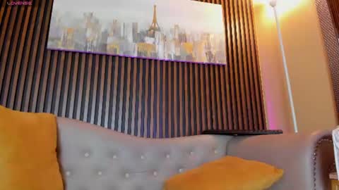 Elisa Sue online show from 06/19/26, 09:13
